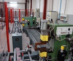 Impianto di puntatura automatico per saldatura a proiezione